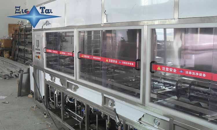 工業(yè)超聲波清洗機對汽車行業(yè)的貢獻(xiàn)，你知道多少？